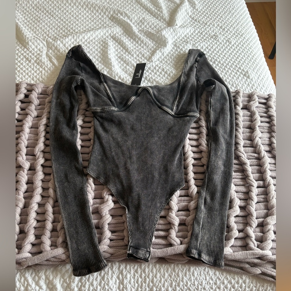 Trendsetting Confidence Washed Black Ribbed Long Sleeve Bodysuit